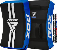Escudo RDX MMA para Muay Thai y Boxeo